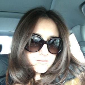 Meet your Posher, Julia